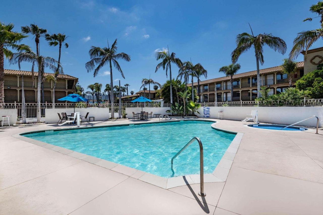 Wyndham Garden San Diego Exterior photo